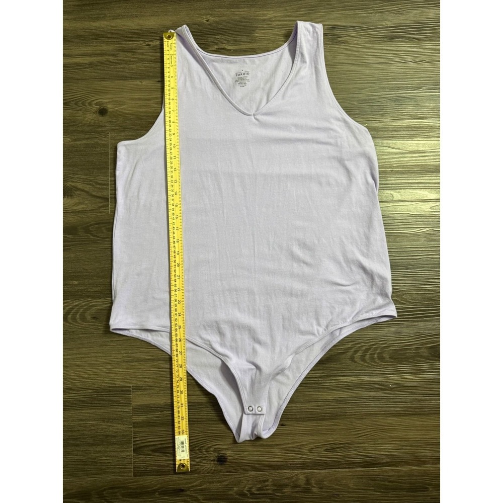 Torrid Lavender Purple V-Neck Sleeveless Snap Closure Bodysuit Size 2 Plus - Picture 6 of 8